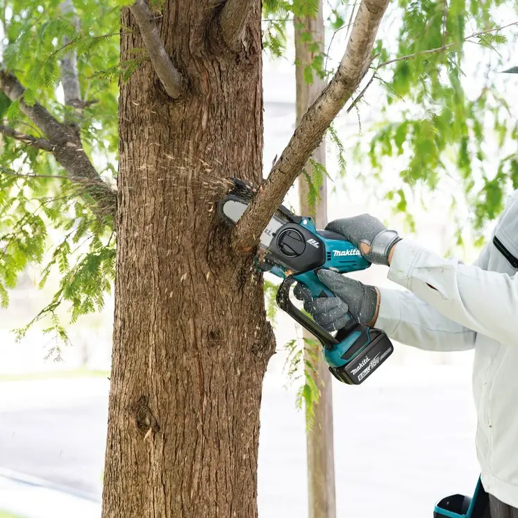 Chainsaw Makita DUC101Z01