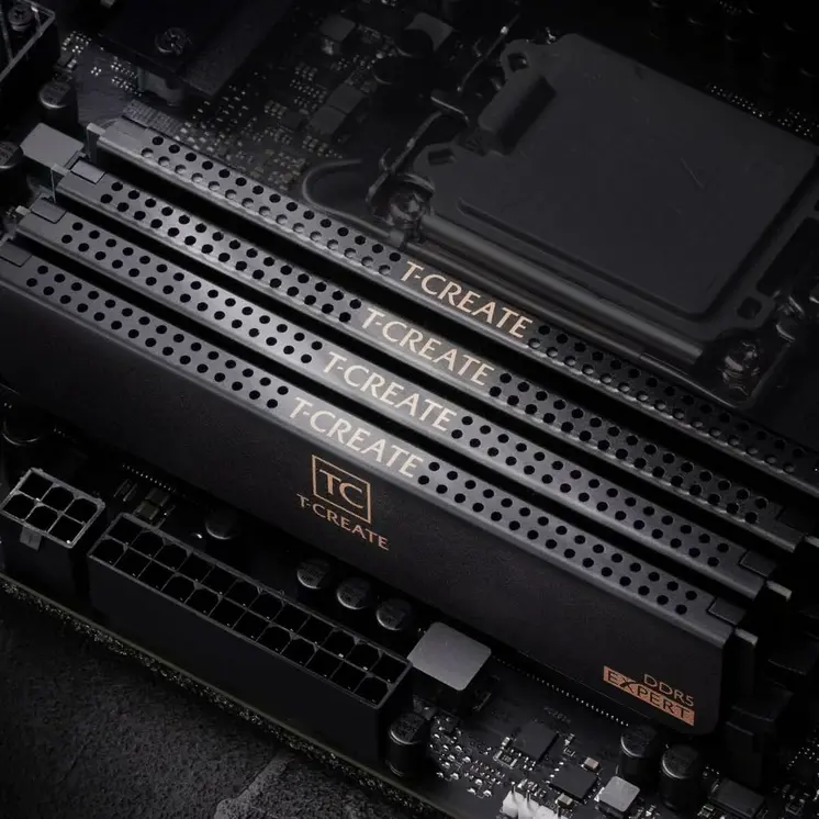 RAM Memory Team Group CTCWD532G6000HC38GDC01