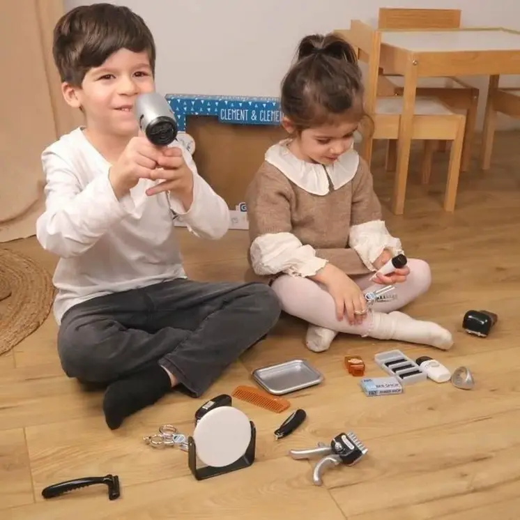 Child's Hairedressing Set 20 Pieces