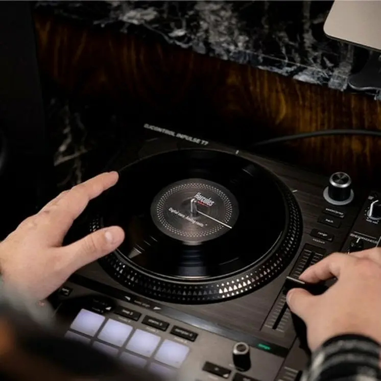 Control DJ Hercules