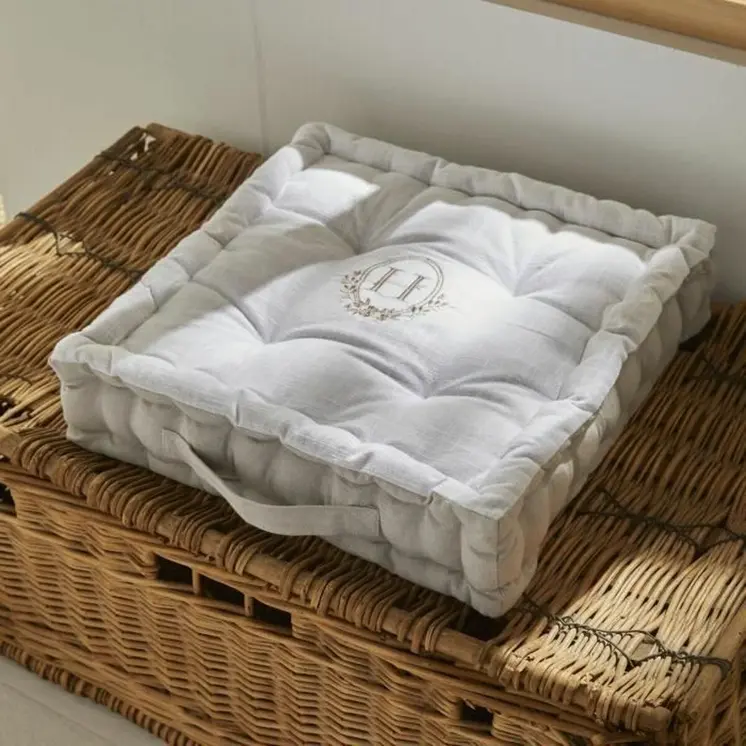 Floor cushion TODAY 40 x 40 x 10 cm