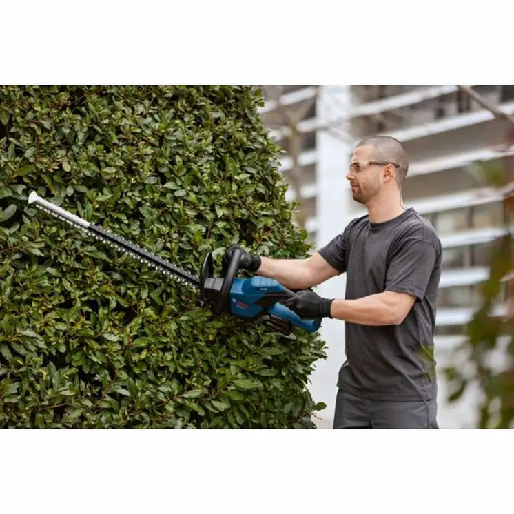 Hedge trimmer BOSCH 18 V