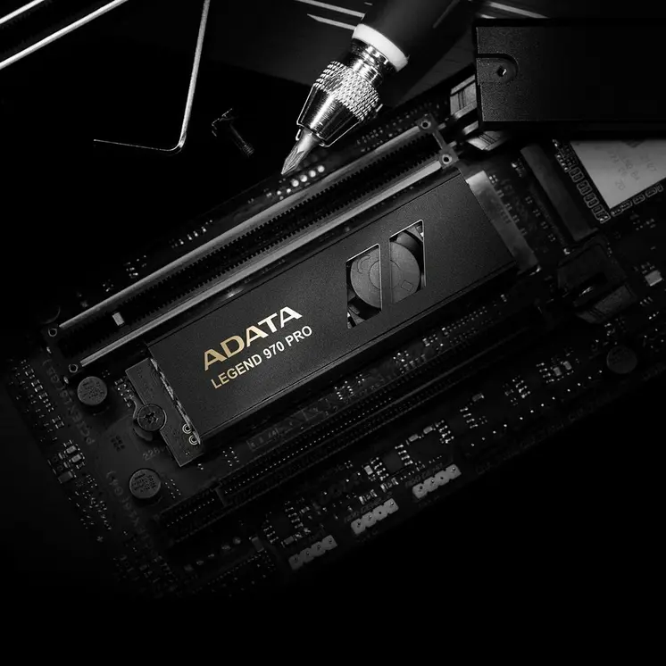 Hard Drive Adata SLEG-970P-4TCI 4 TB SSD