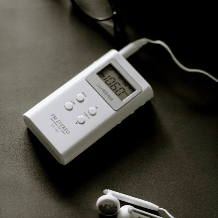 Transistor Radio Sangean DT-120 White