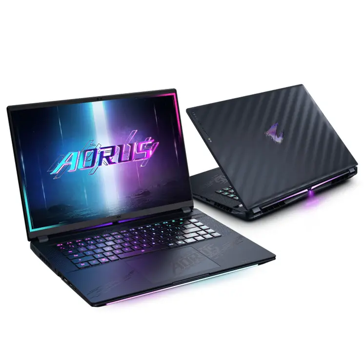 Laptop Gigabyte AORUS MASTER 16 BYHC5PTE64SP 16" 32 GB RAM 1 TB SSD Spanish Qwerty Qwerty Portuguese