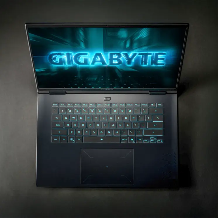 Laptop Gigabyte GAMING A16 CWHI3ES864SH 16" 32 GB RAM 1 TB SSD Intel Core i7-13620H