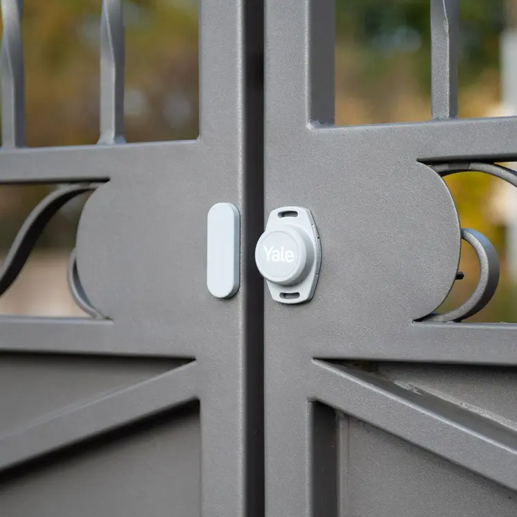 Smart Sensor for Doors and Windows Yale 05/102320/BW