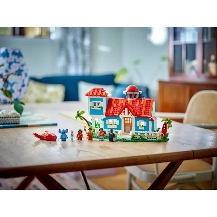 Construction set Lego Disney Lilo & Stitch 43268 834 Pieces
