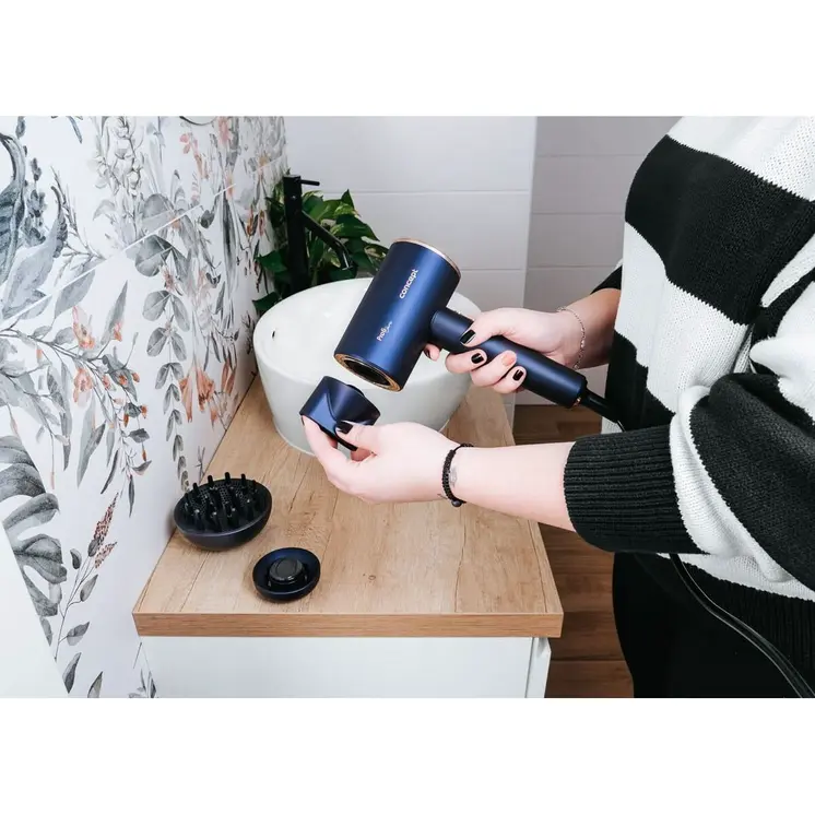 Hairdryer Concept VV8100