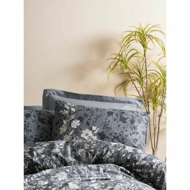 Duvet cover set