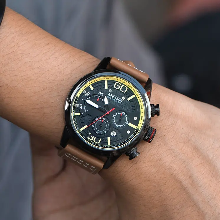 MEGIR Fashion Mens Watches Top Brand Luxury Sports Chronograph Quartz Wrist Watch Men Business Wristwatch Relogio Masculino 2110