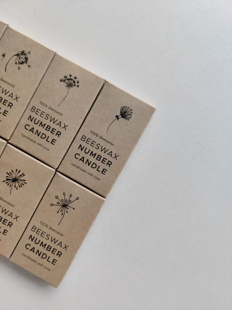 Handmade Beeswax Number Candles | 0-9 | Natural