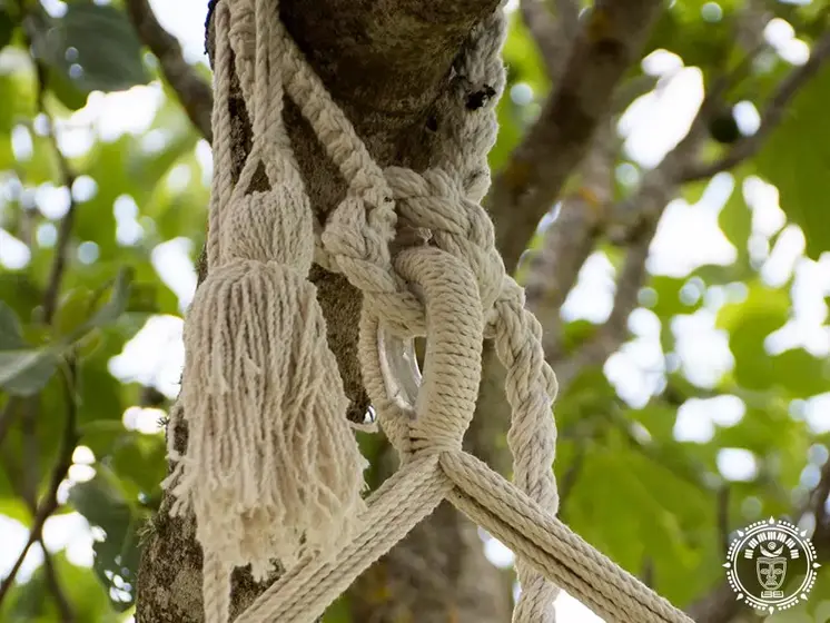 2 Nicaraguan decorative ropes
