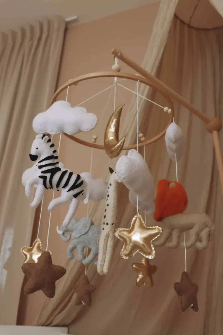 Complete set Handmade Safari baby mobile (Mobile + Arm + Box)