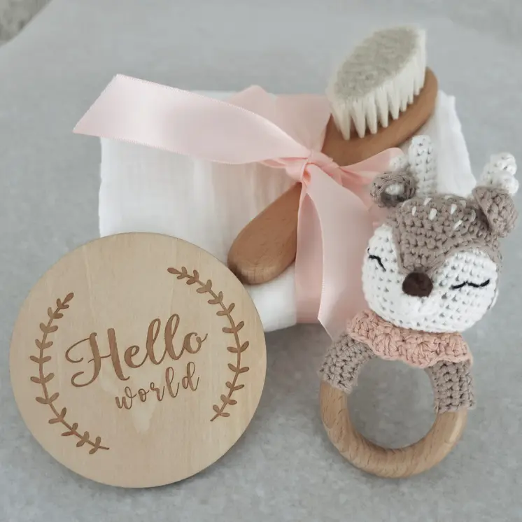 Crochet Giftbox Deer