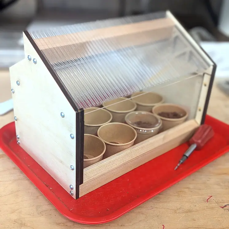Make Stuff Grow | Micro-Greenhouse