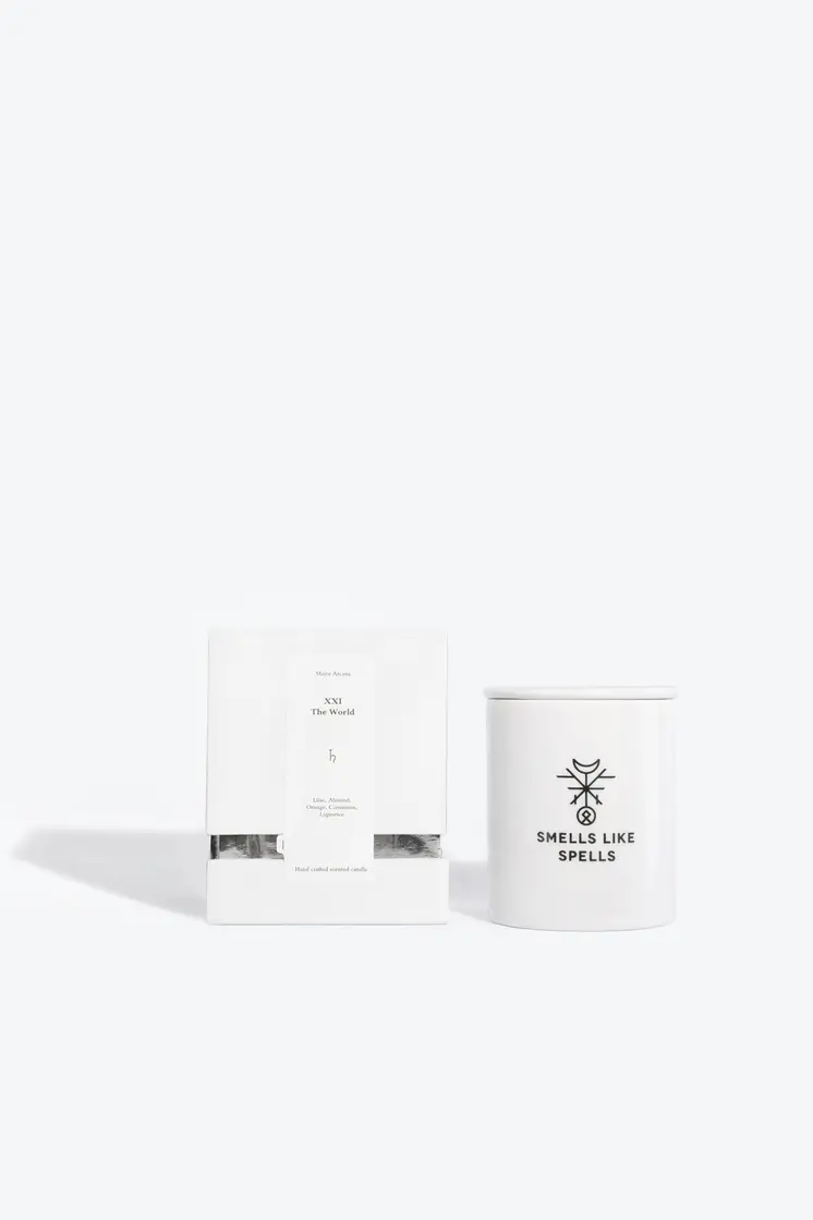 Scented candle THE WORLD