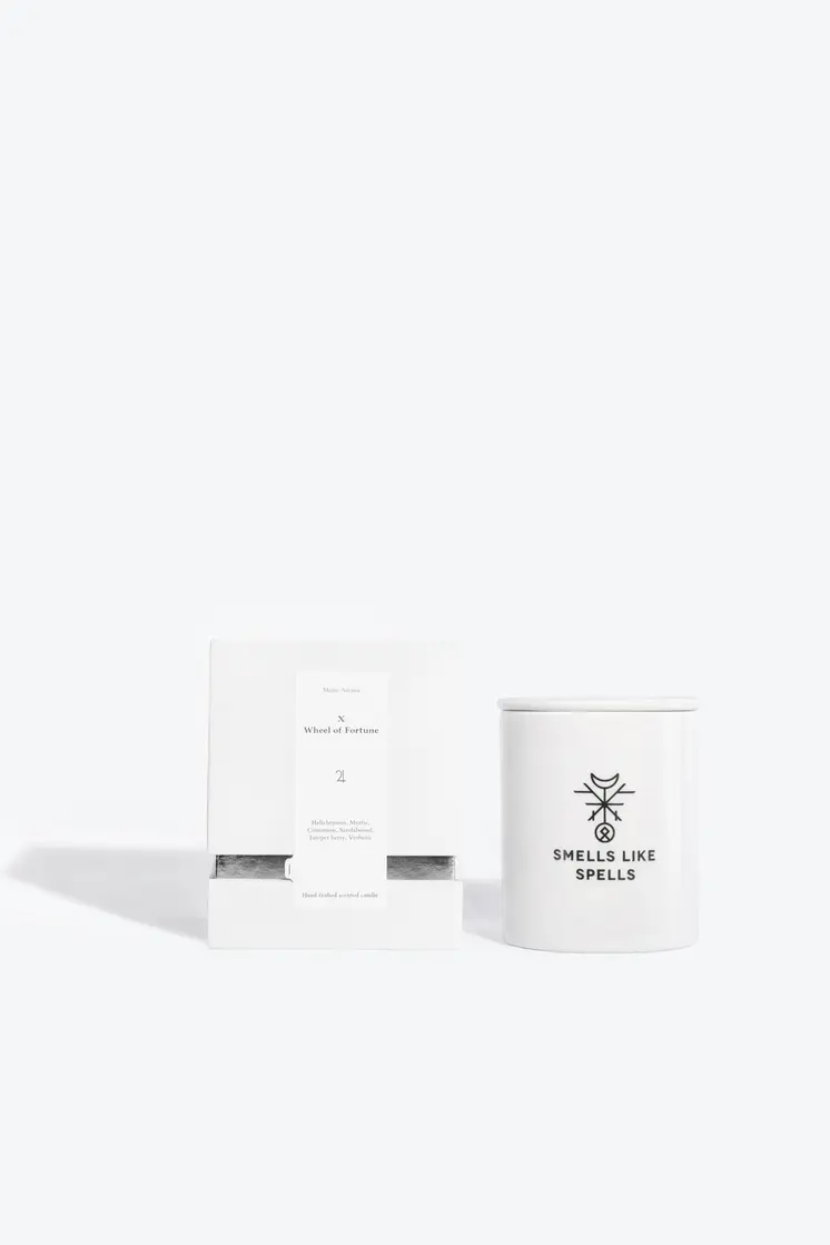 Scented candle THE WHEEL OF FORTUNE