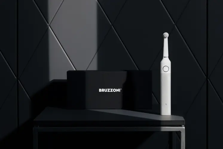 Bruzzoni exclusive toothbrush (white-silver)