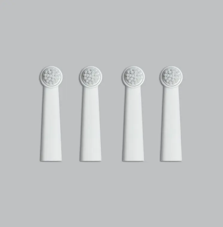 4 Bruzzoni toothbrush replacement heads (white)