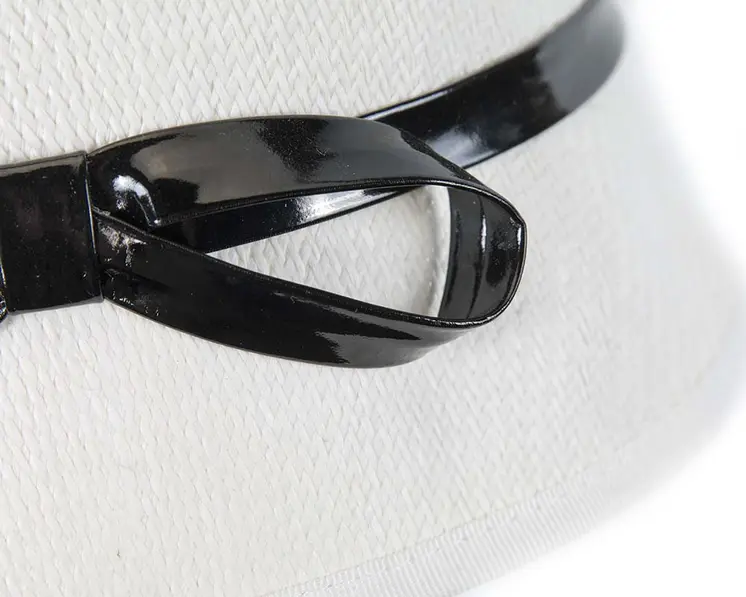 White ladies fashion cloche hat by Max Alexander