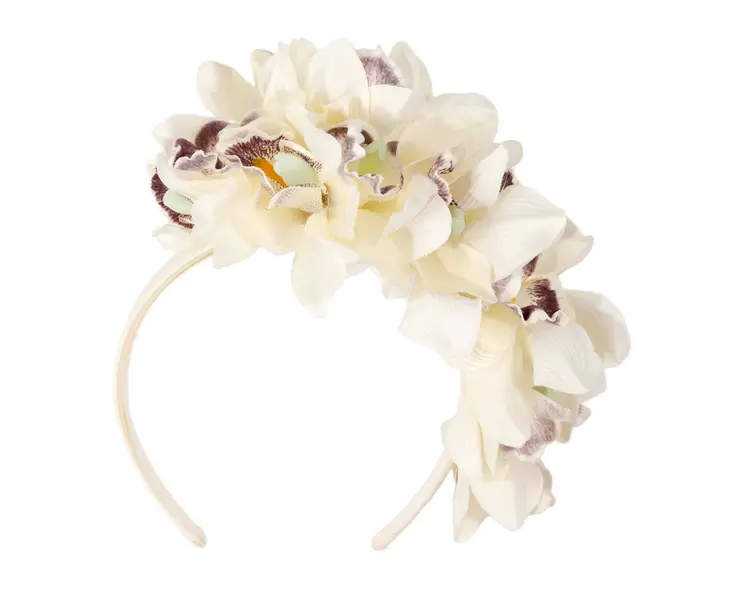 Hand made exclusive cream fascinator headband