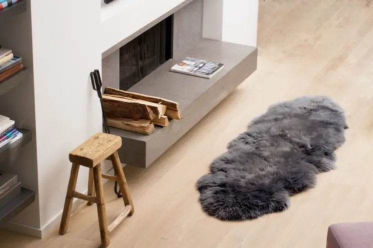 6' Gray Genuine Sheepskin Animal Print Shag Area Rug