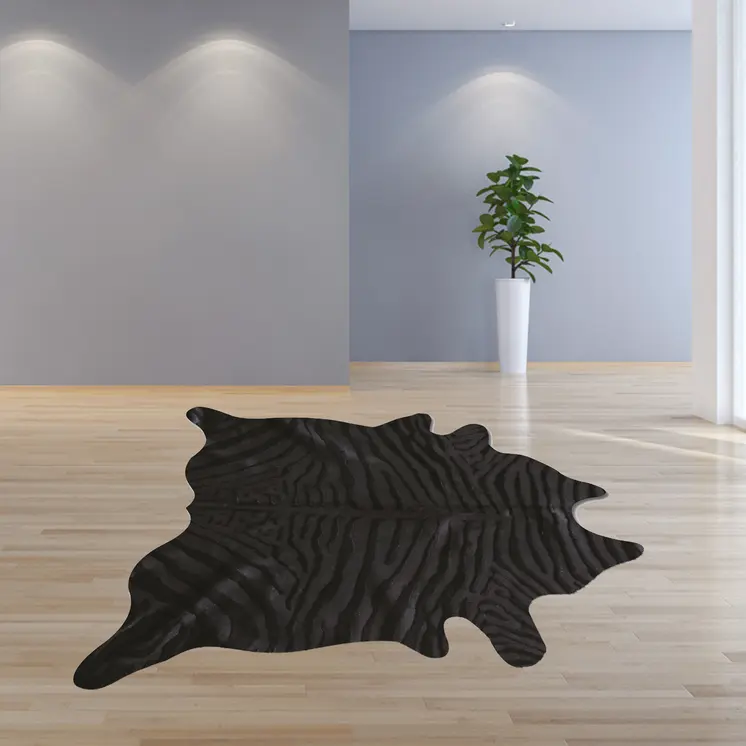 6' X 7' Black Cowhide Handmade Area Rug