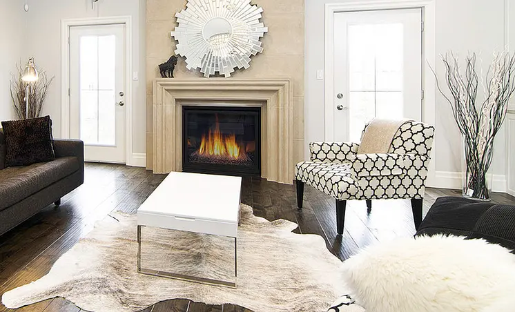 5' X 7' Ivory Cowhide Cowhide Print Area Rug