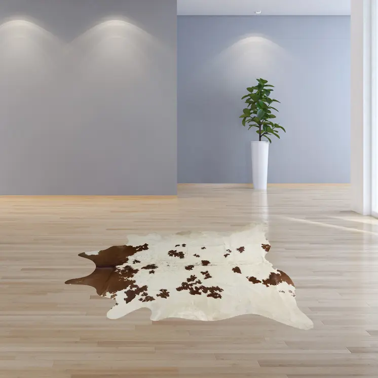 6' X 7' Brown And White Cowhide Area Rug