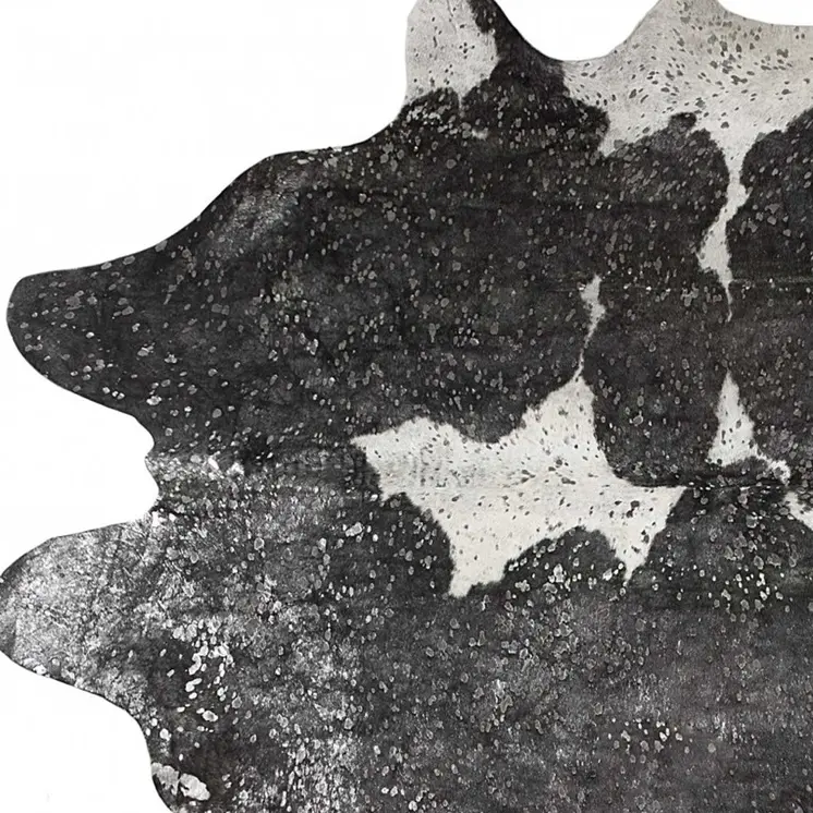 6' X 7' Black And Silver Cowhide Cowhide Print Area Rug