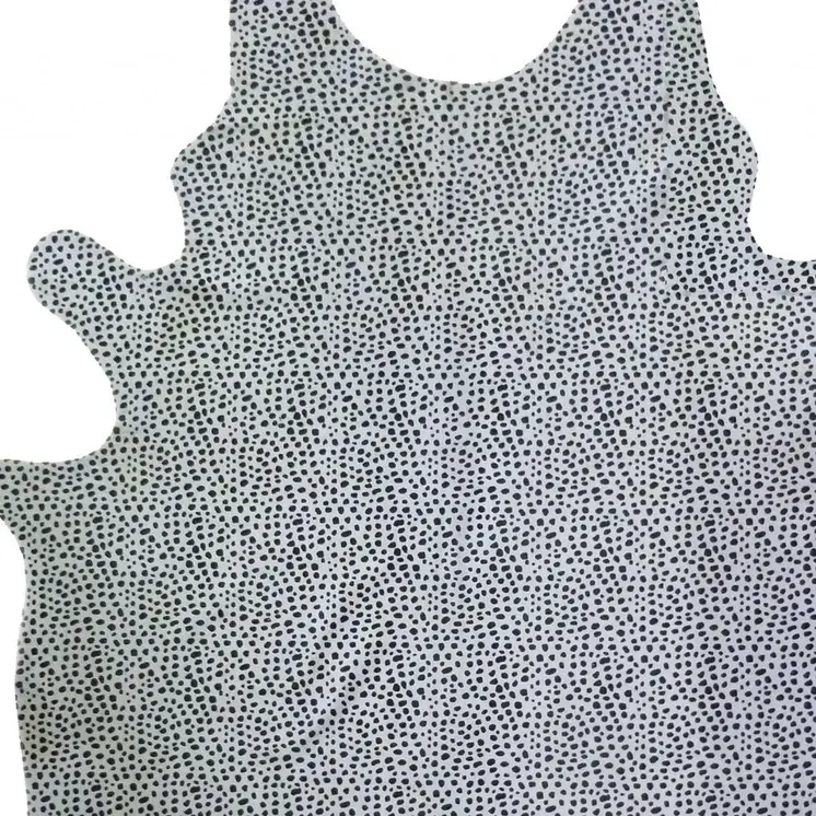 6' X 7' Black And White Cowhide Handmade Area Rug