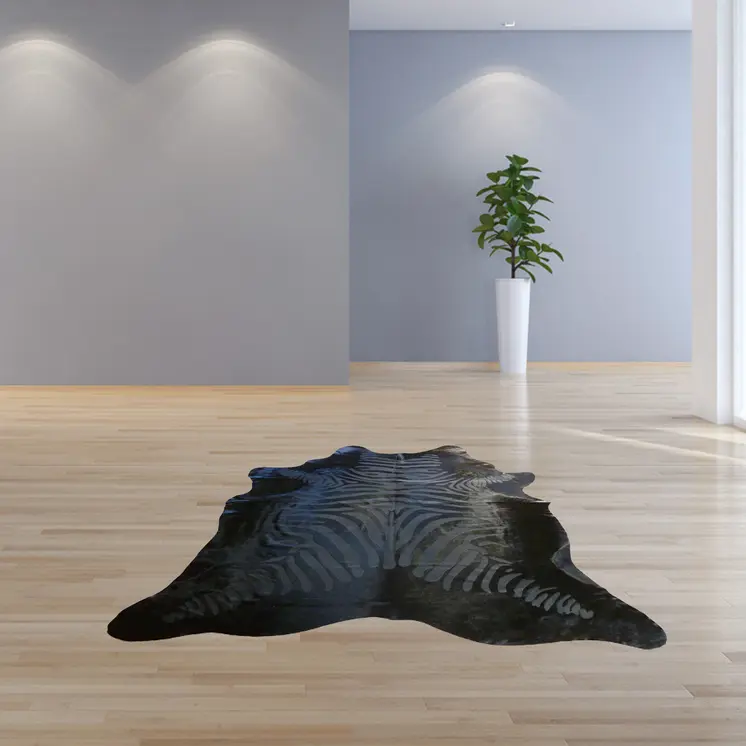 6' X 7' Black Cowhide Handmade Area Rug