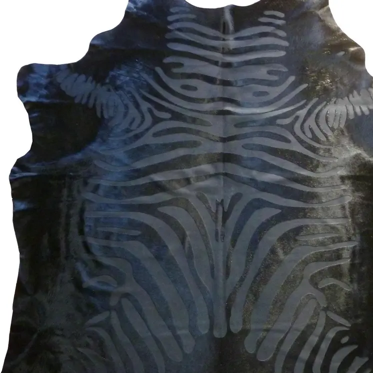 6' X 7' Black Cowhide Handmade Area Rug