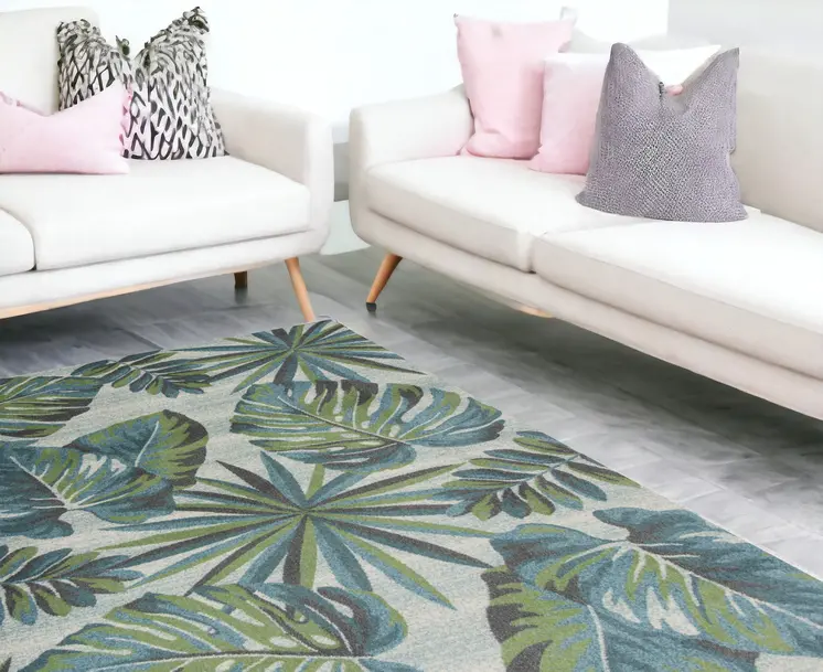 9' X 13'  Polypropylene Teal Or  Green Area Rug