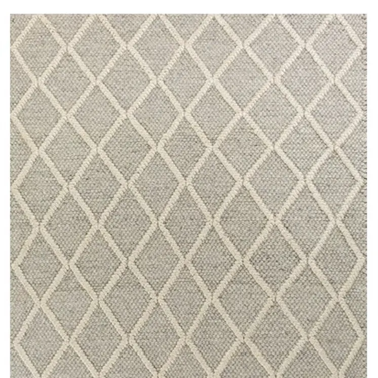 3' X 5' Gray And Ivory New Zealand Lambs Wool Diamond Area Rug