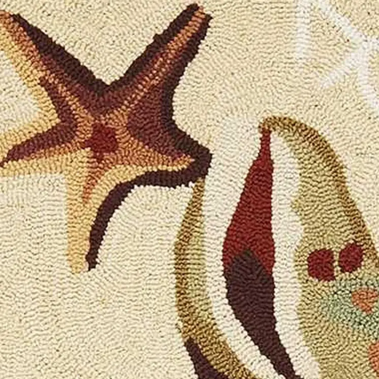 5' X 7' Beige And Brown Seashell and Coral Hand Hooked Area Rug