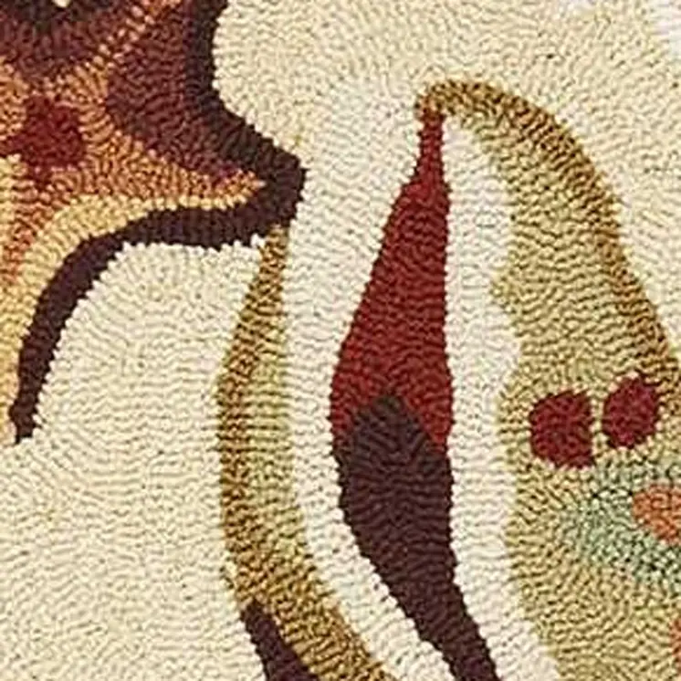 5' X 7' Beige And Brown Seashell and Coral Hand Hooked Area Rug