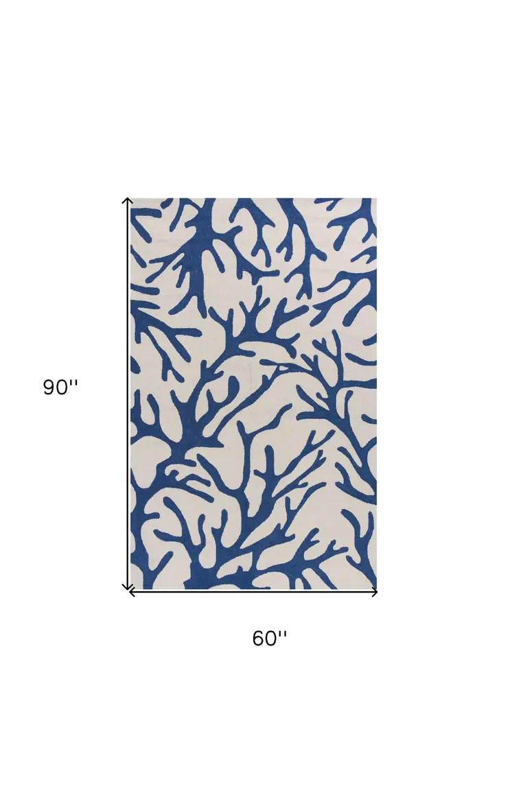 5' X 7' Ivory And Blue Coral Hand Hooked Area Rug