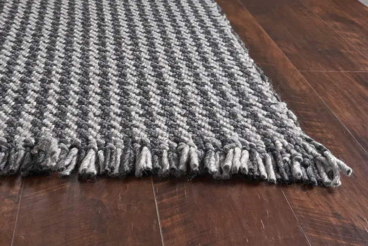 5' X 8' Dark Gray And Light Gray Wool Houndstooth Hand Woven Area Rug With Fringe