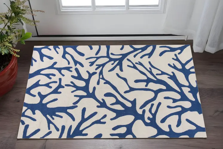 2' X 4' Ivory And Blue Area Rug