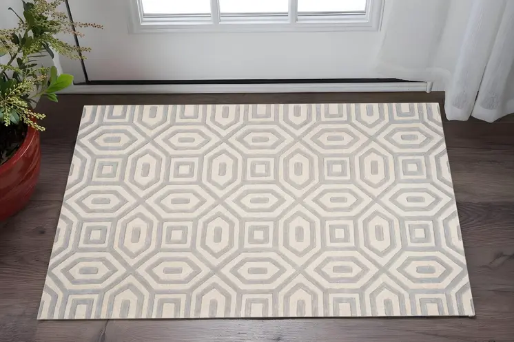 2' X 4' Gray And Ivory Wool Geometric Hand Tufted Area Rug