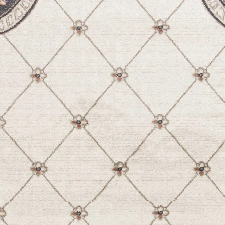 5' X 8' Ivory And Gray Diamond Area Rug