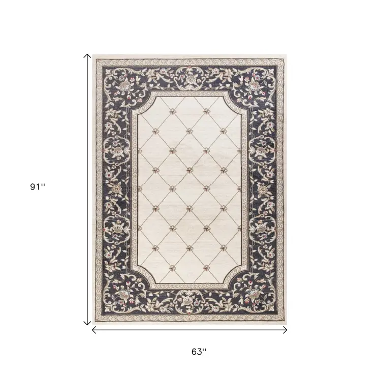 5' X 8' Ivory And Gray Diamond Area Rug