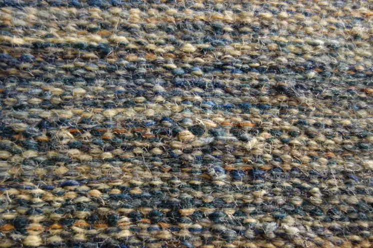 5' X 8' Blue and Ivory Wool Ombre Hand Woven Area Rug