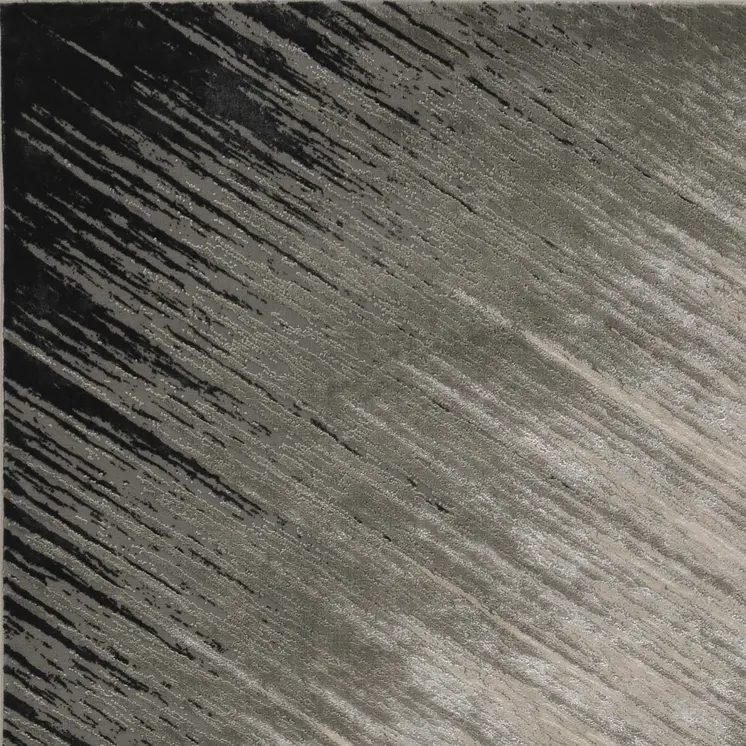 7' X 10' Silver And Gray Ombre Area Rug