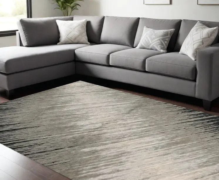 7' X 10' Silver And Gray Ombre Area Rug