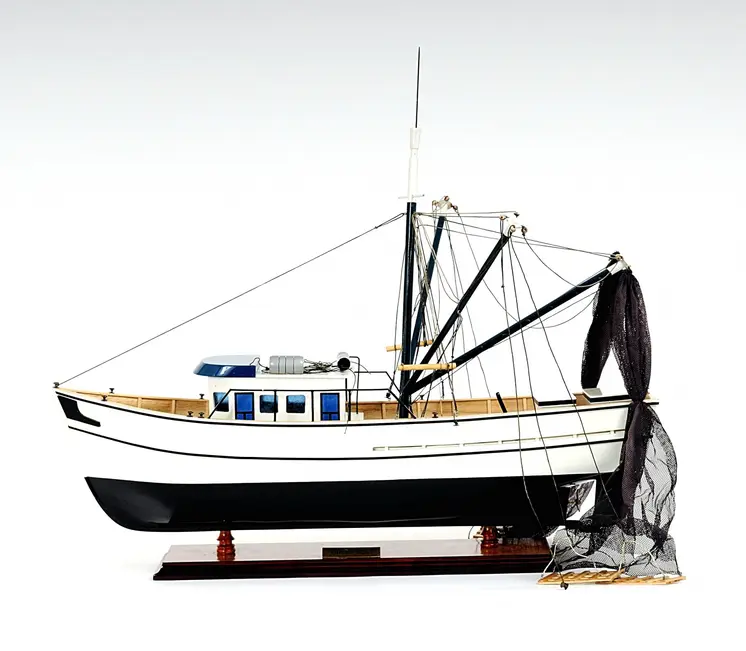 13.5" X 25" X 22" Shrimp Boat