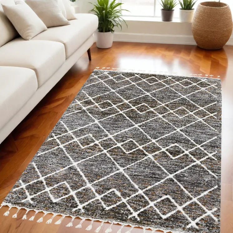 5' X 8' Gray and Ivory Geometric Area Rug