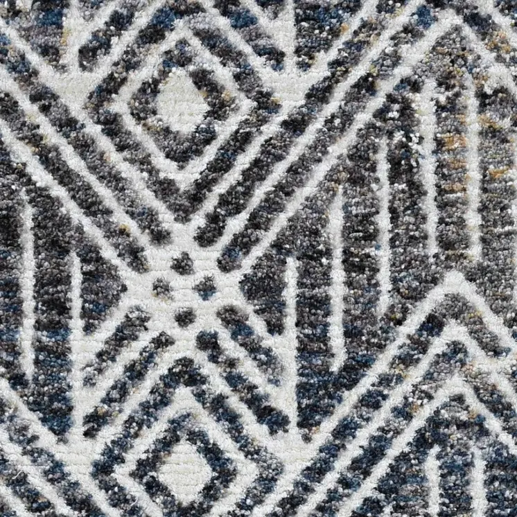 5' X 8' Gray and Ivory Geometric Area Rug
